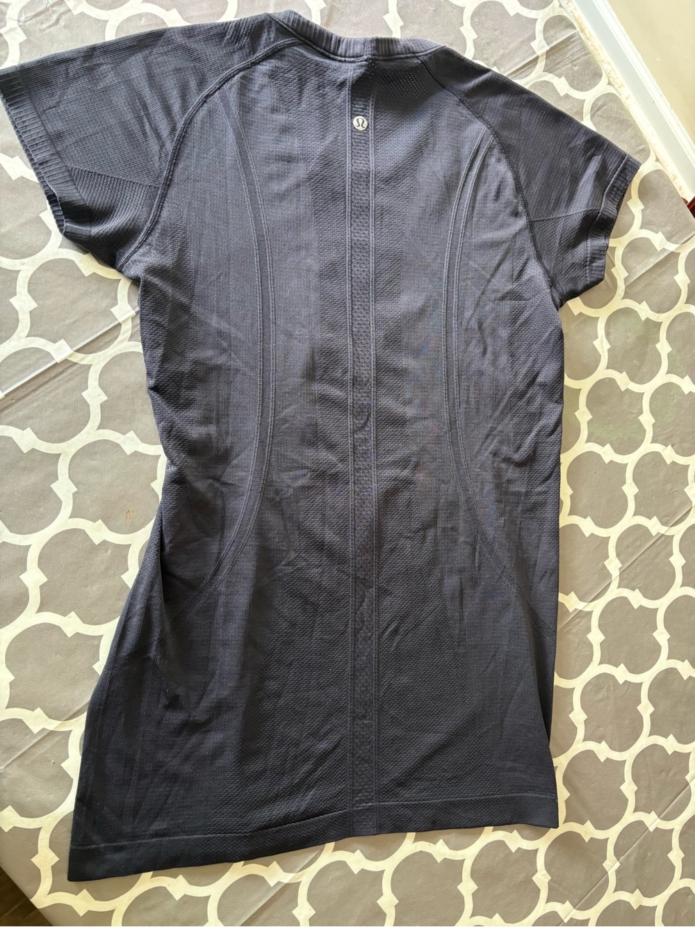 Lululemon Swiftly Tech Short Sleeve Crew Shirt - Picture 7 of 10